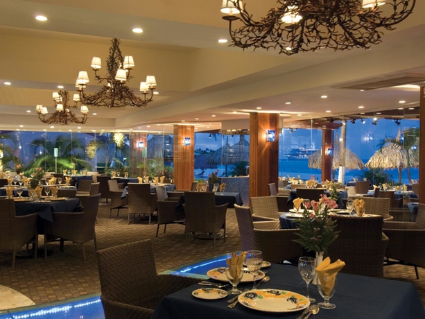 Imagen del bar/restaurante del Hotel Divi Aruba All Inclusive. Foto 5
