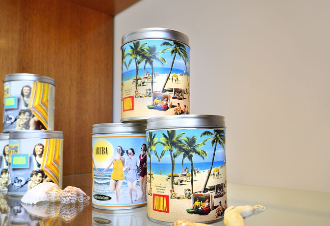 Imagen de la piscina del Hotel Divi Aruba Phoenix Beach Resort. Foto 16