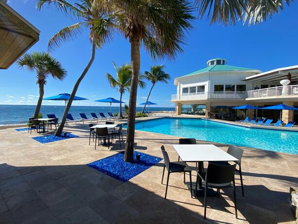 Imagen general del Hotel Divi Carina Bay Beach Resort & Casino Adult Only. Foto 49