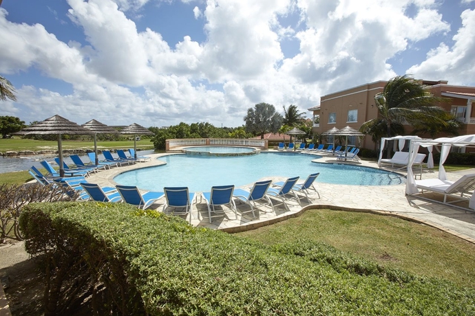 Imagen general del Hotel Divi Dutch Village Beach Resort. Foto 3