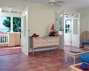 Imagen de los interiores del Hotel Divi Heritage Beach Resort. Foto 12