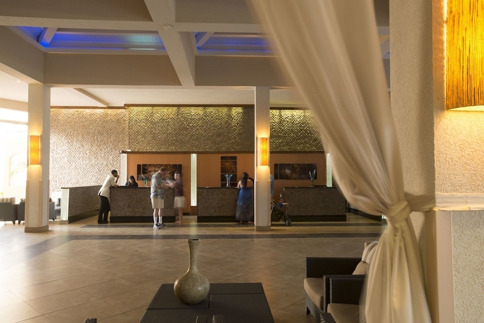 Imagen de los interiores del Hotel Divi Village Golf and Beach Resort. Foto 19