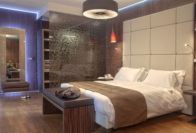 Imagen de la habitación del Hotel Divina Luxury. Foto 7