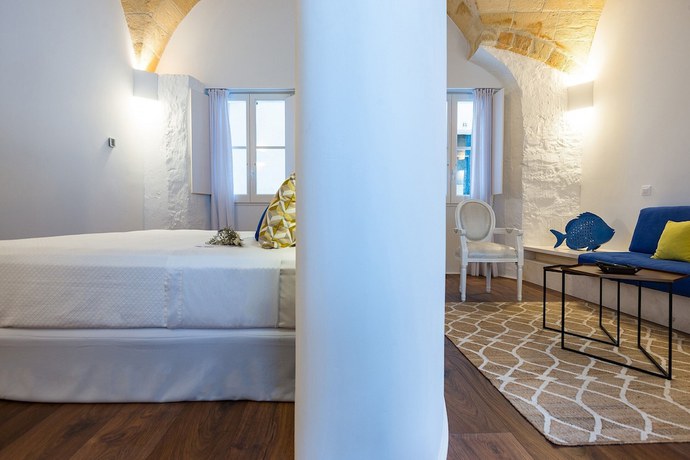 Imagen de la habitación del Hotel Divina Suites Boutique Adults Only. Foto 5