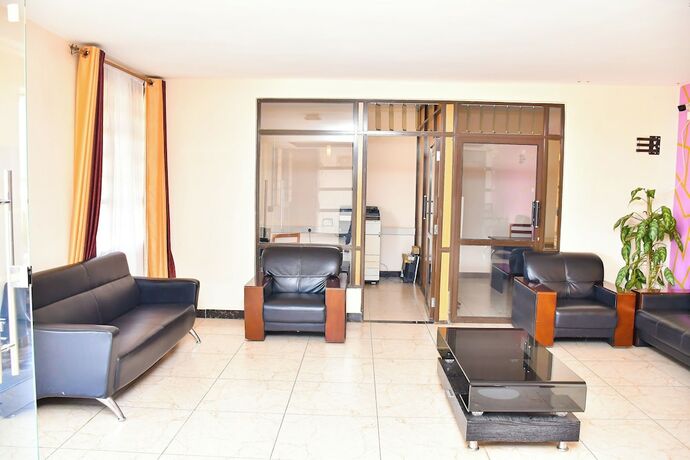 Imagen del bar/restaurante del Hotel Divine Homes Resort Kisumu. Foto 12