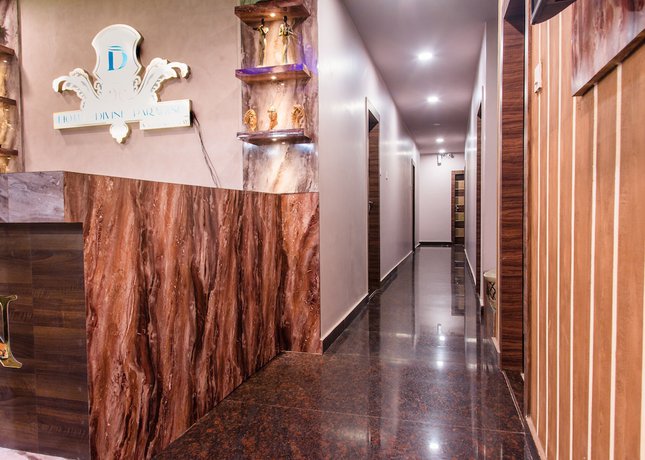 Imagen de los interiores del Hotel Divine Paradise - Dibrugarh. Foto 11