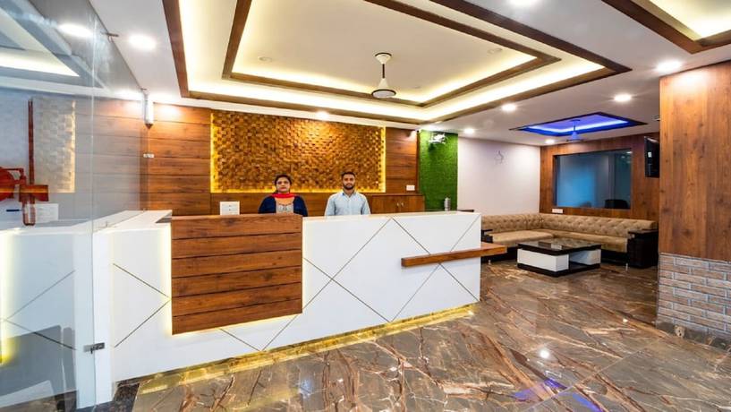 Imagen de los interiores del Hotel Divine Residency. Foto 11