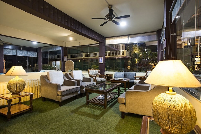 Imagen de los interiores del Hotel Divine Resort. Foto 15