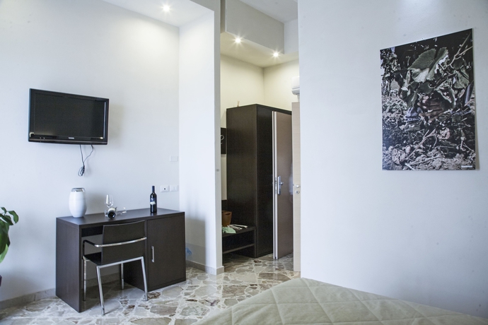 Imagen de la habitación del Hotel Divino. Foto 12