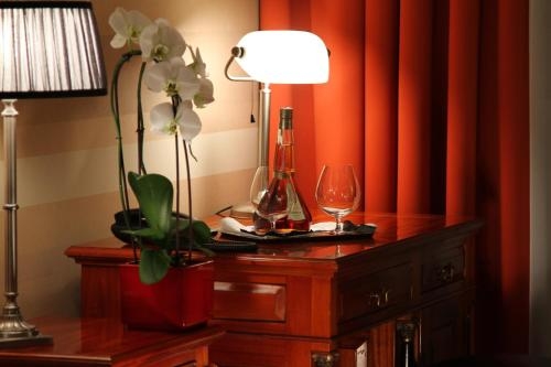 Imagen de la habitación del Hotel Divinus. Foto 6