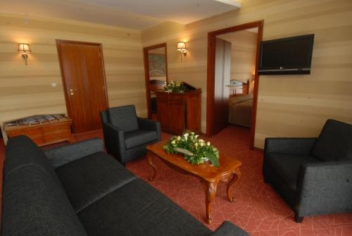 Imagen de la habitación del Hotel Divinus. Foto 8