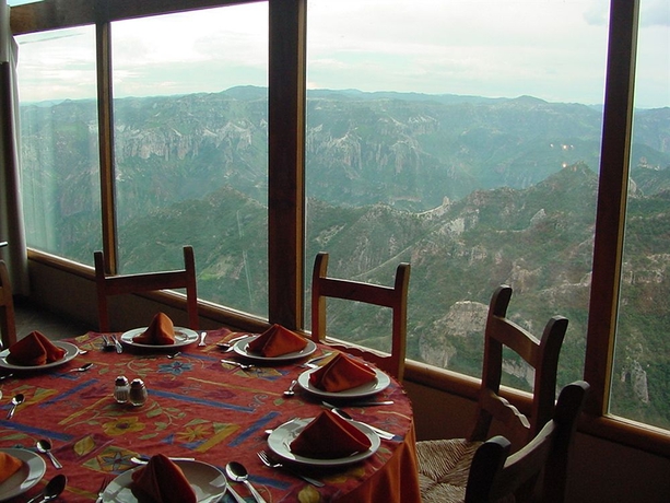 Imagen del bar/restaurante del Hotel Divisadero Barrancas. Foto 5