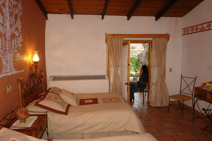 Imagen de la habitación del Hotel Divisadero Barrancas. Foto 13