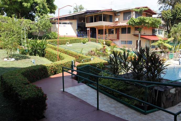 Imagen de los exteriores del Hotel Divisamar. Foto 15