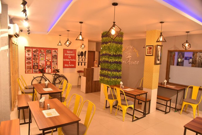 Imagen del bar/restaurante del Hotel Divud Ecom. Foto 4
