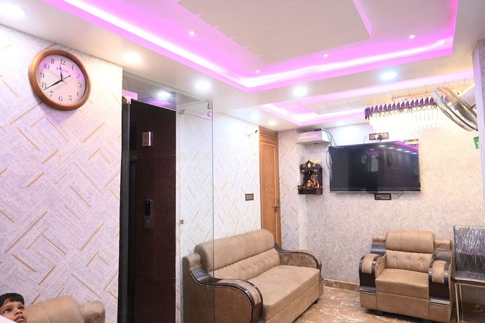 Imagen de los interiores del Hotel Divya Paying Guest House. Foto 10