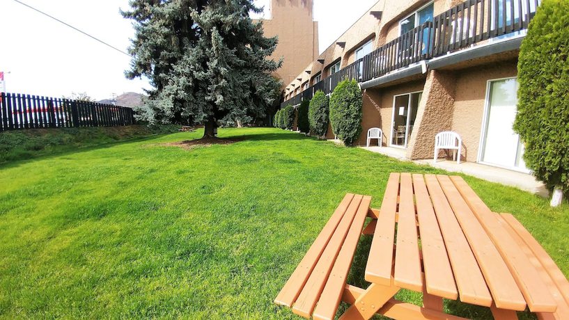 Imagen de la habitación del Hotel Divya Sutra Plaza and Conference Centre. Foto 12