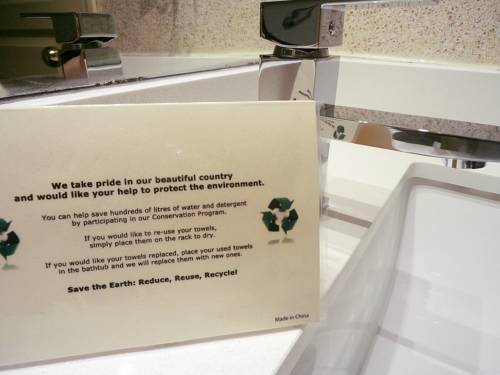 Imagen de la habitación del Hotel Divya Sutra Suites on Robson Downtown Vancouver. Foto 14