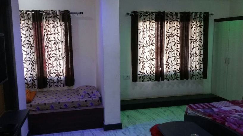 Imagen de la habitación del Hotel Divya palace and Restaurent. Foto 5
