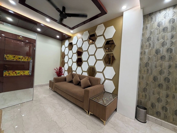 Imagen de los interiores del Hotel Divyanshi Inn. Foto 10