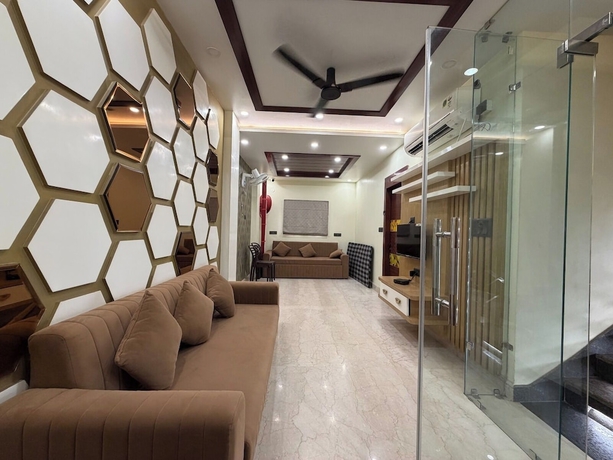 Imagen de los interiores del Hotel Divyanshi Inn. Foto 14