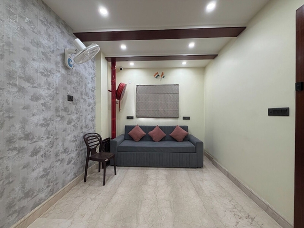 Imagen de los interiores del Hotel Divyanshi Inn. Foto 16