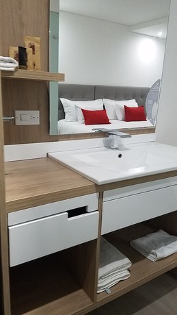 Imagen de la habitación del Hotel Dix. Foto 2