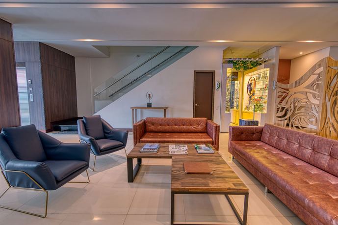 Imagen de los interiores del Hotel Dix. Foto 16