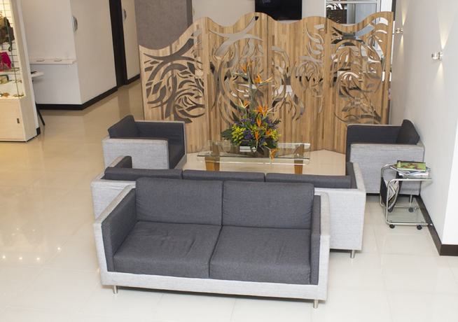 Imagen de los interiores del Hotel Dix. Foto 19