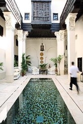 Imagen de la piscina del Hotel Dixneuf La Ksour. Foto 11