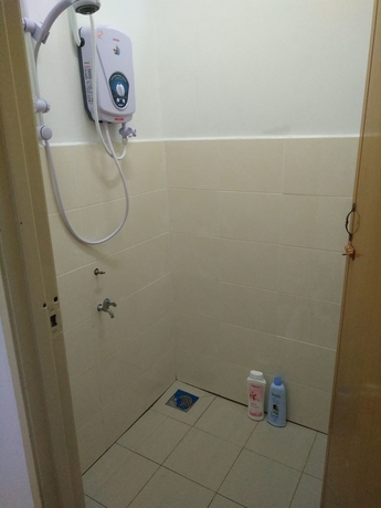 Imagen de la habitación del Hotel Diyana Budget - Hostel. Foto 17