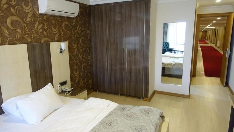 Imagen de la habitación del Hotel Diyar Paris. Foto 6