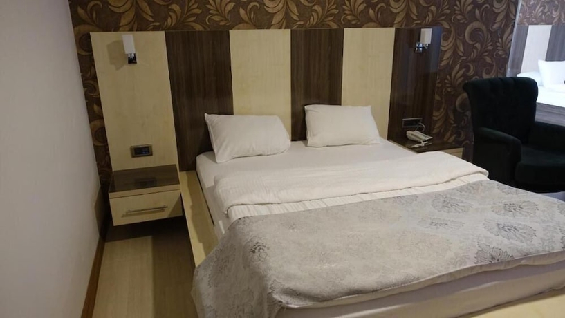 Imagen de la habitación del Hotel Diyar Paris. Foto 8