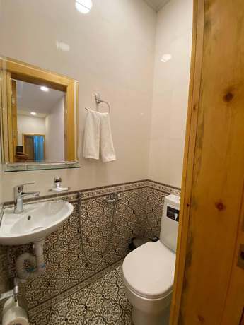 Imagen de la habitación del Hotel Diyor. Foto 10