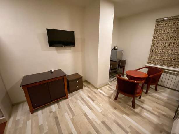 Imagen de la habitación del Hotel Diyor. Foto 13