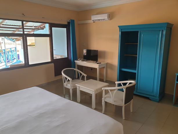 Imagen de la habitación del Hotel Djembe Beach Resort. Foto 12