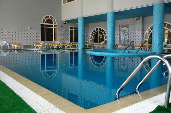 Imagen de la piscina del Hotel Djerba Castille. Foto 13