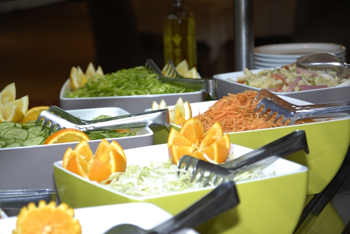 Imagen del bar/restaurante del Hotel Djerba Resort. Foto 4