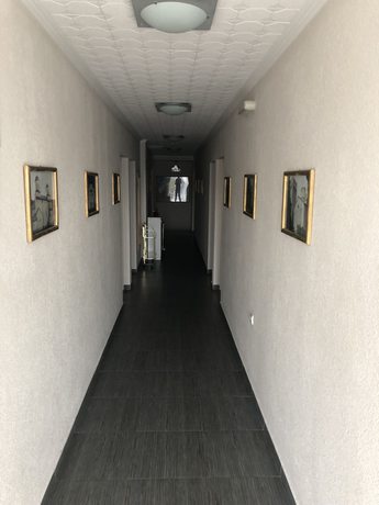 Imagen de los interiores del Hotel Djerdan. Foto 19