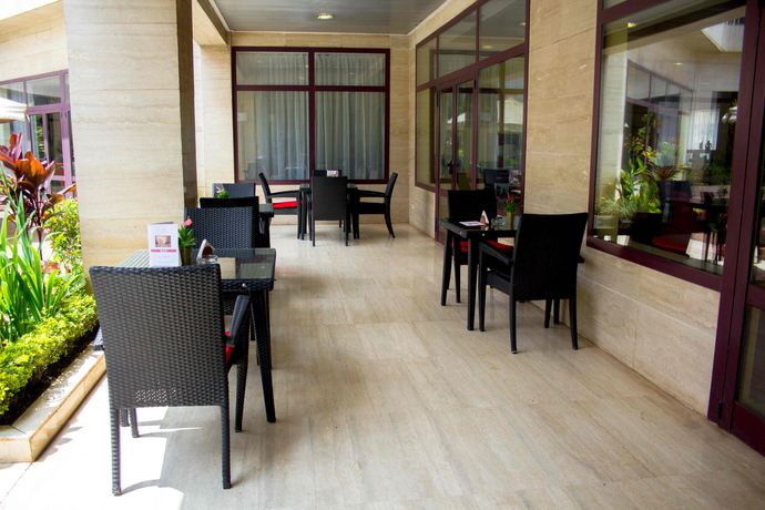 Imagen general del Hotel Djeuga Palace. Foto 9