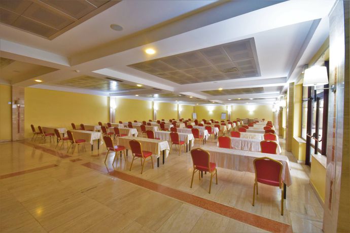 Imagen general del Hotel Djeuga Palace. Foto 12