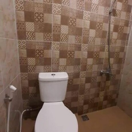 Imagen general del Hotel Djuragan Kamar The Basic. Foto 12