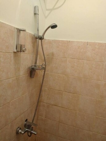 Imagen general del Hotel Djuragan Kamar The Basic. Foto 18