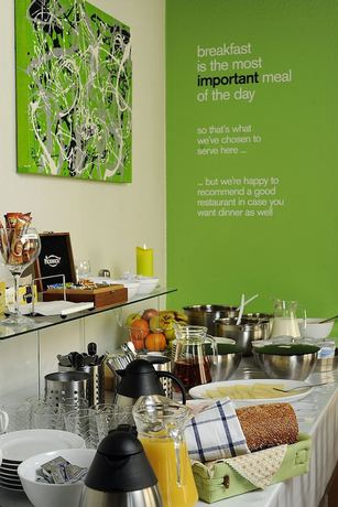 Imagen del bar/restaurante del Hotel Djurhuus. Foto 5