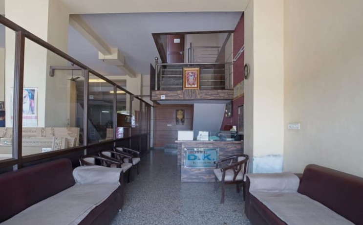 Imagen de los interiores del Hotel D.k Residency. Foto 10