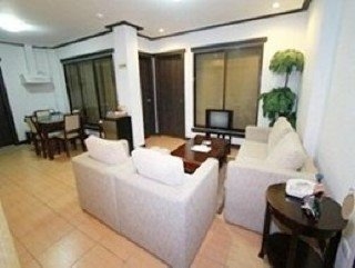 Imagen de la habitación del Hotel D'leonor. Foto 12