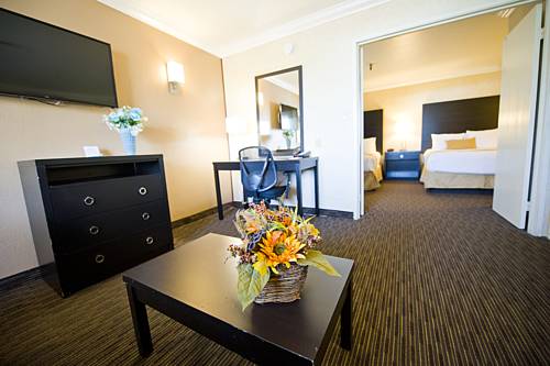 Imagen de la habitación del Hotel D'lins Ontario Airport. Foto 1