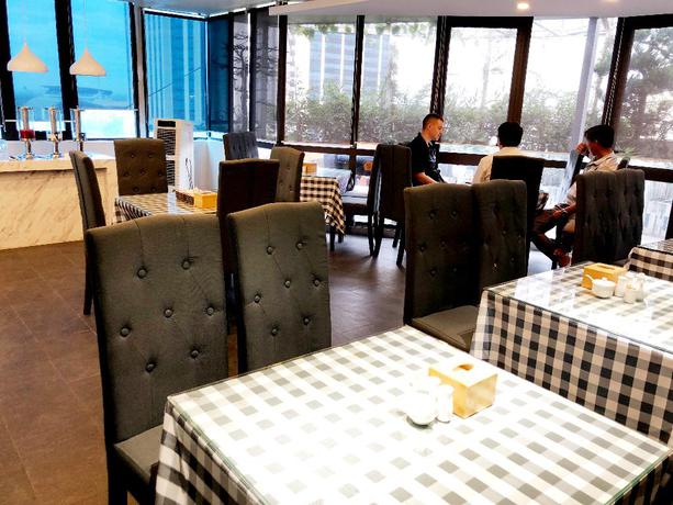 Imagen del bar/restaurante del Hotel Dlmos Hanoi. Foto 3