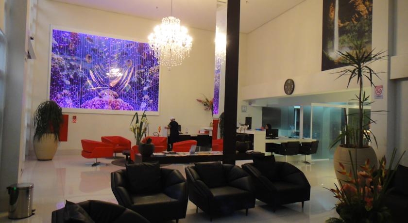 Imagen de los interiores del Hotel D'luca. Foto 4