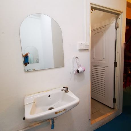 Imagen de la habitación del Hotel Dluck Hostel. Foto 4
